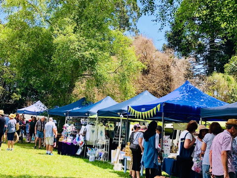 Tamborine Mountain State School Markets - Accommodation Port Macquarie 2