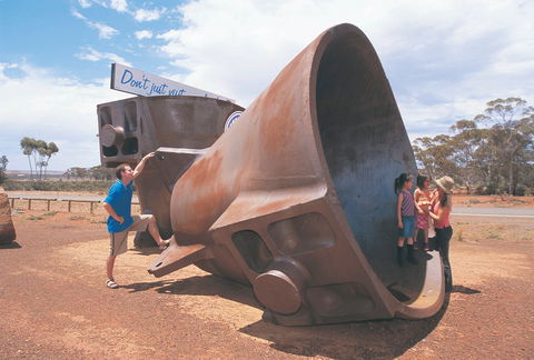 WMC Resource Nickel Pots - Accommodation Port Macquarie 0
