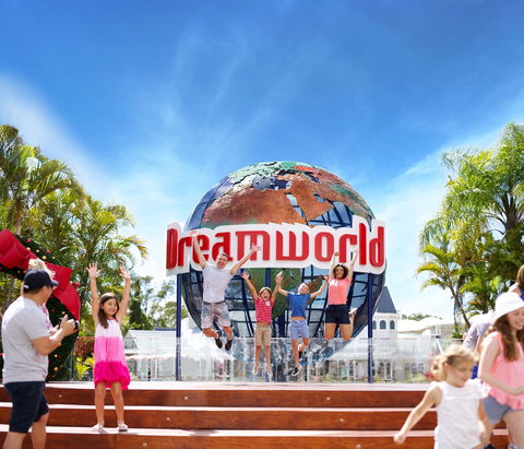 Dreamworld - Accommodation Port Macquarie 0