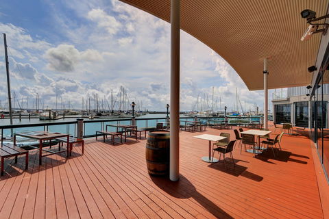 Hervey Bay Boat Club - Accommodation Port Macquarie 1