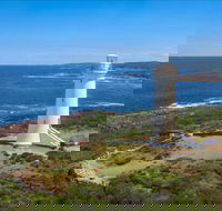 Point Stephens Lighthouse and Fingal Island - Accommodation Port Macquarie