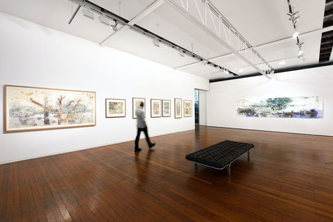 Roslyn Oxley9 Gallery - Accommodation Port Macquarie 1