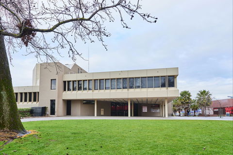 Sir Robert Helpmann Theatre - Accommodation Port Macquarie 0
