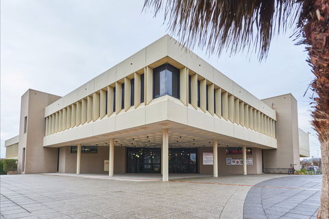 Sir Robert Helpmann Theatre - Accommodation Port Macquarie 1