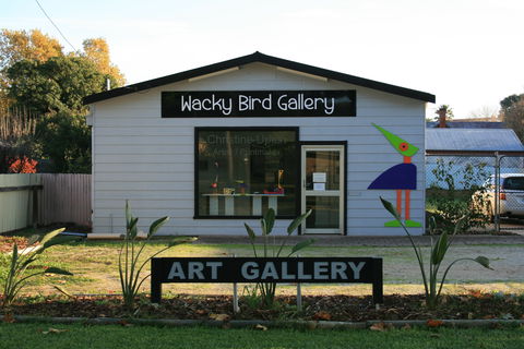 Wacky Bird Gallery - Accommodation Port Macquarie 0