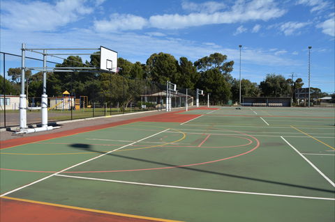 Cleve Sporting Facilities - Accommodation Port Macquarie 0