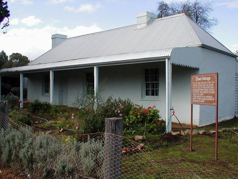 Elverd Cottage - Accommodation Port Macquarie 0