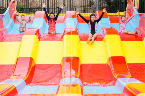 Raging Waters Sydney - Accommodation Port Macquarie 1