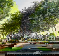 Sculpture Garden Campbelltown - Accommodation Port Macquarie