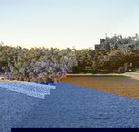 Waroona Dam - Accommodation Port Macquarie