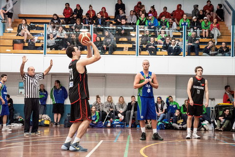 Wodonga Sports And Leisure Centre - Accommodation Port Macquarie 2