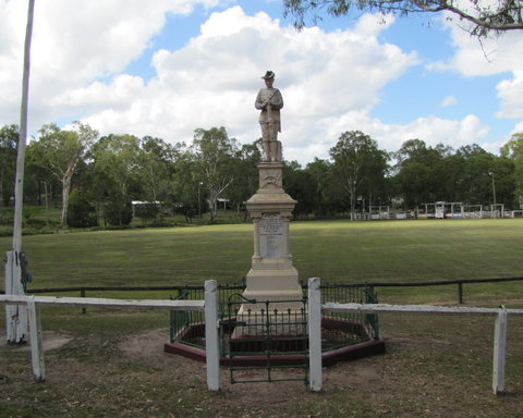 Apple Tree Creek War Memorial - Accommodation Port Macquarie 0