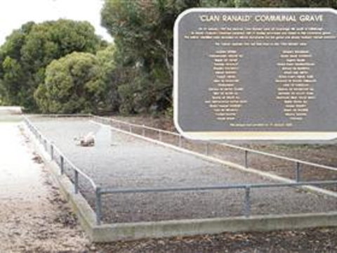 Historic Clan Ranald Shipwreck Graves - Accommodation Port Macquarie 1