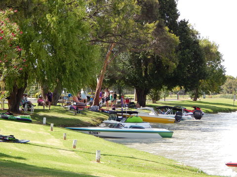 Jerilderie - Accommodation Port Macquarie 2
