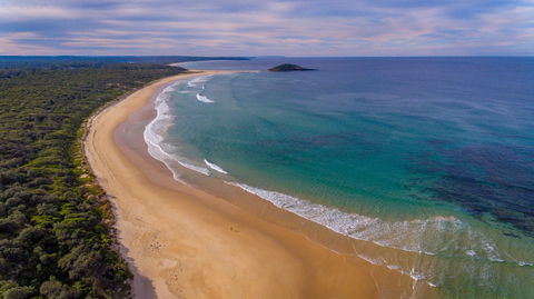 Tabourie Point Beach - Accommodation Port Macquarie 0