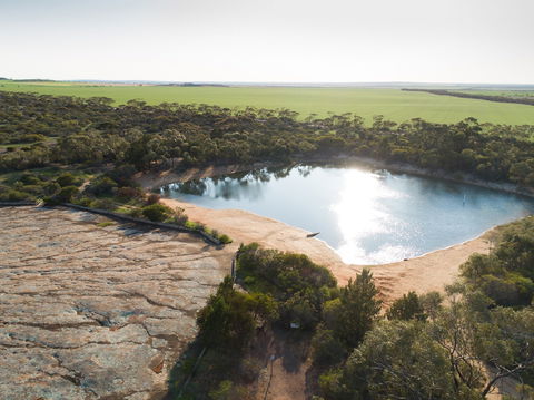 Polda Rock Reserve - Accommodation Port Macquarie 1