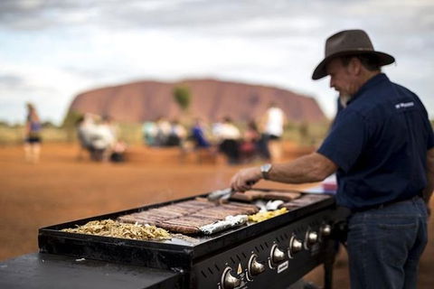 Sunset Australian Barbecue Dinner In Uluru - Accommodation Port Macquarie 1
