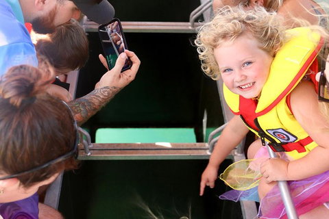 Airlie Beach Glass Bottom Boat Tour - Accommodation Port Macquarie 7