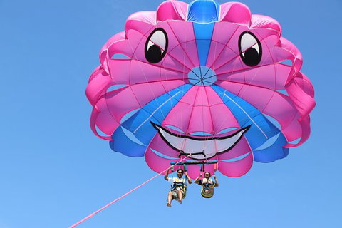 Gold Coast Parasailing - Solo, Tandem, Triple - Accommodation Port Macquarie 4
