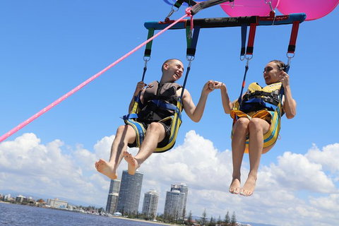 Gold Coast Parasailing - Solo, Tandem, Triple - Accommodation Port Macquarie 7
