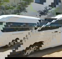 Airport Transfer to or fm Palm Cove accommodation for up to 13 people 7am-10pm - Accommodation Port Macquarie