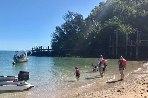 Exclusive Double Island Boat Tours From Palm Cove - Accommodation Port Macquarie 16