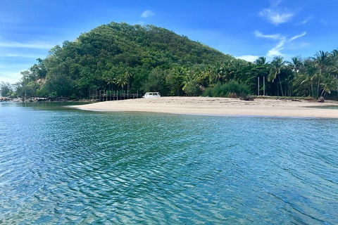 Exclusive Double Island Boat Tours From Palm Cove - Accommodation Port Macquarie 11