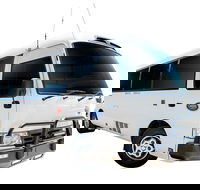 Corporate Bus Private Transfer Cairns Airport - Cairns City. - Accommodation Port Macquarie