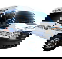 Premium Van Private Transfer Cairns Airport - Cairns City. - Accommodation Port Macquarie