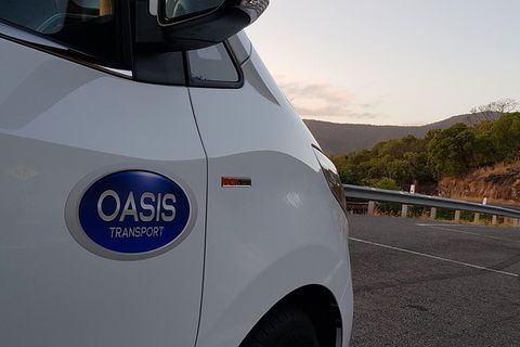 Luxury Van, Private Transfer, Palm Cove - Cairns - Accommodation Port Macquarie 2