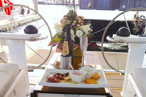 Sailing Curlew Escape On Moreton Bay - Accommodation Port Macquarie 1