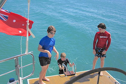 Sailing Curlew Escape On Moreton Bay - Accommodation Port Macquarie 9
