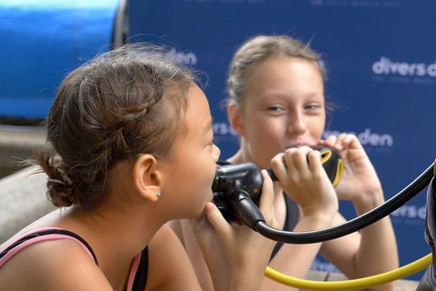 Scuba Kids- Padi Bubblemaker Course - Accommodation Port Macquarie 0