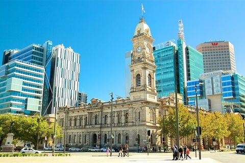 Departure Private Transfers: Adelaide To Adelaide Airport ADL In Business Car - Accommodation Port Macquarie 7