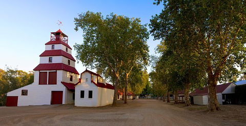 Tahbilk Winery And Wetlands Tour With Local Wine Ambassador Including Lunch, Wine Tasting And A Wine Making Class - Accommodation Port Macquarie 0