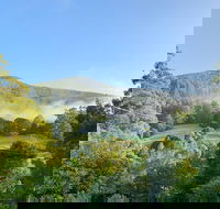 Hiking Tour to Aqueduct and Warburton Valley Lookout
