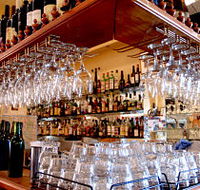 Don Dinnos - Accommodation Port Macquarie