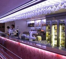 Helm Bar - Accommodation Port Macquarie 1