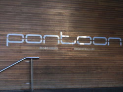 Pontoon Bar - Accommodation Port Macquarie 1