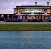 Birkenhead Tavern - Accommodation Port Macquarie