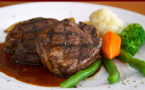 R. G. Mcgees Hotel Restaurant - Accommodation Port Macquarie 0