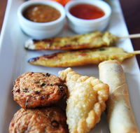 Mons Ban Sabai Thai Restaurant - Accommodation Port Macquarie