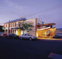 Waterfront Hotel - Accommodation Port Macquarie