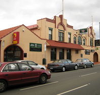 Cooley's Hotel - Accommodation Port Macquarie