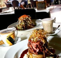 Creme Lounge - Accommodation Port Macquarie