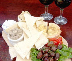 The Grand Hotel - Kiama - Accommodation Port Macquarie 2