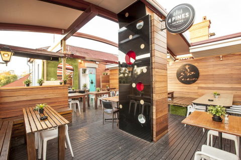 The Fox Hotel - Accommodation Port Macquarie 6
