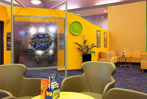 The Palmerston Sports Club Inc - Accommodation Port Macquarie 0