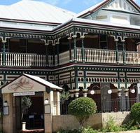 Julios - Accommodation Port Macquarie