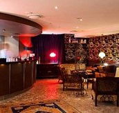 White Revolver - Accommodation Port Macquarie